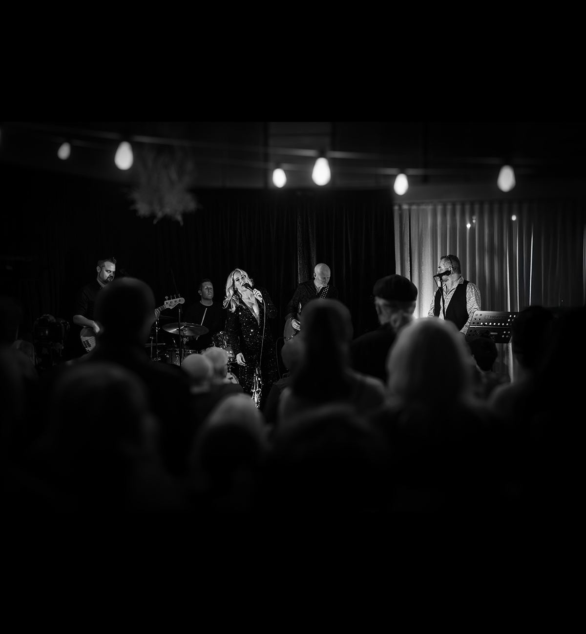 Julie Walter performing live at Industry26